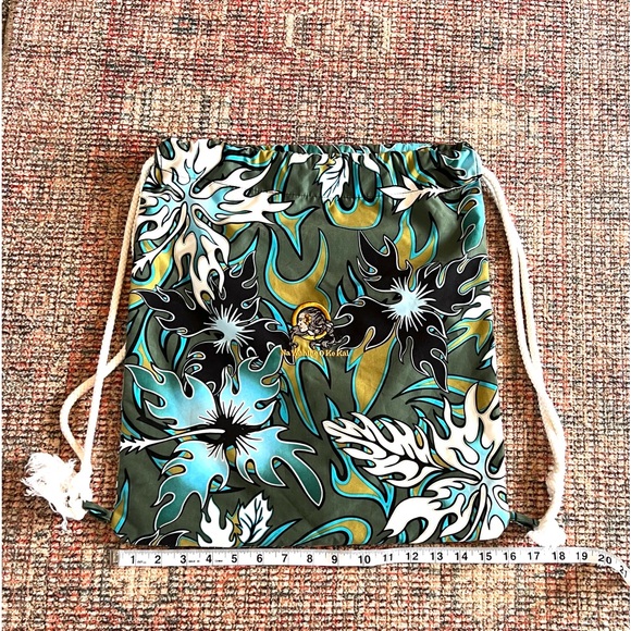 Hawaii Canoe Paddle Race Backpack - Picture 3 of 14